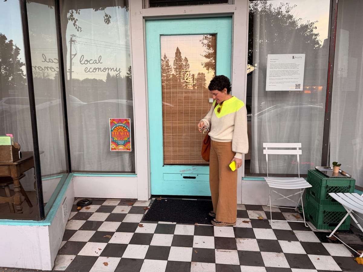 Community newsletter: Look at what the light did now